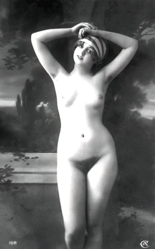 1800 through 1920 Vintage Erotica Nude Women Volume 1