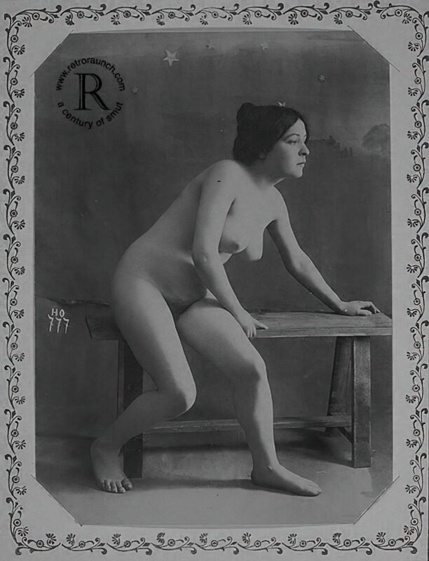 B&W Volume 5 Image of Naked / Nude Woman in the Vintage Era