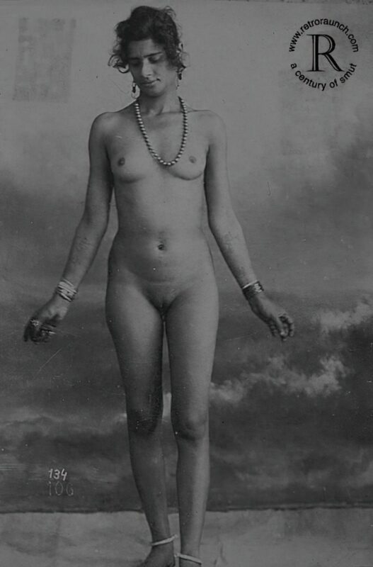 B&W Volume 5 Image of Naked / Nude Woman in the Vintage Era