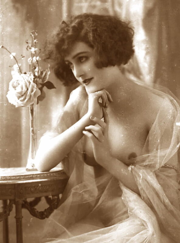 Volume 3 of Black and White Photo of Naked / Nude Women and Girls in the Vintage Era