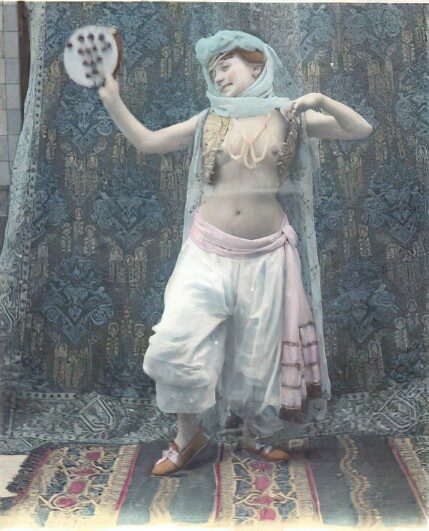 Photo 054 - Color Tint Vintage Nude Men and Women Sepia, Monochrome and Others Photo 054 - Color Tint Vintage Nude Men and Women Sepia, Monochrome and Others