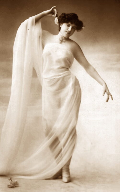 Volume 3 of Black and White Photo of Naked / Nude Women and Girls in the Vintage Era