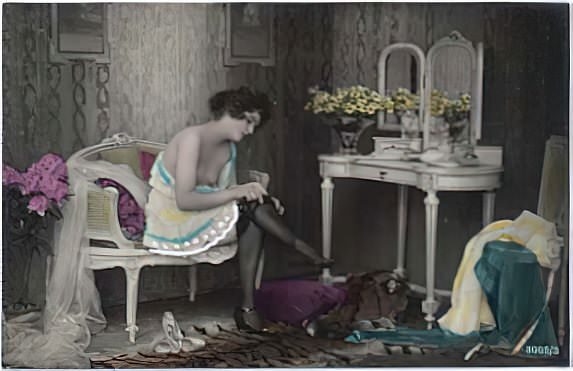 Photo 002 - Color Tint Vintage Nude Men and Women Sepia, Monochrome and Others Photo 002 - Color Tint Vintage Nude Men and Women Sepia, Monochrome and Others