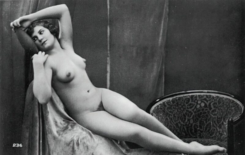 Vintage Erotica and Photo Image Galleries of Classic Women Nude in the 1800s...