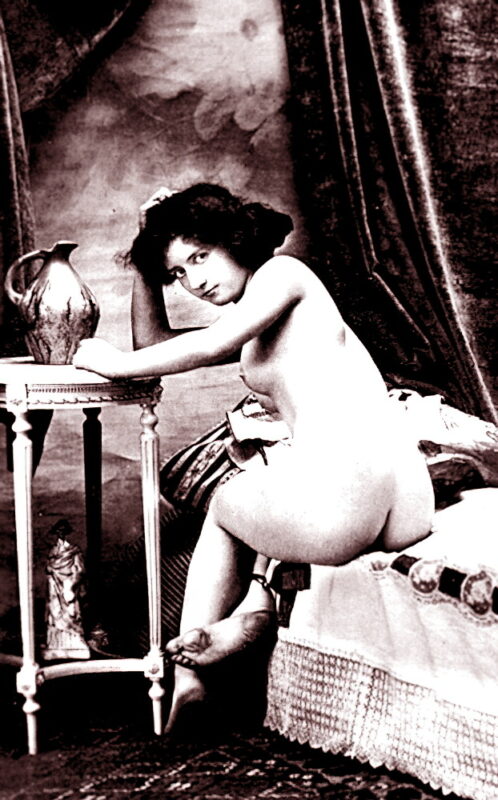 Volume 3 of Black and White Photo of Naked / Nude Women and Girls in the Vintage Era
