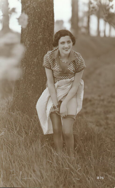 Volume 3 of Black and White Photo of Naked / Nude Women and Girls in the Vintage Era