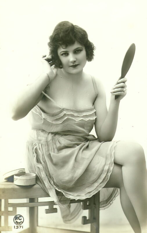 Volume 4 of Black and White Image of Naked / Nude Women and Girls in the Vintage Era