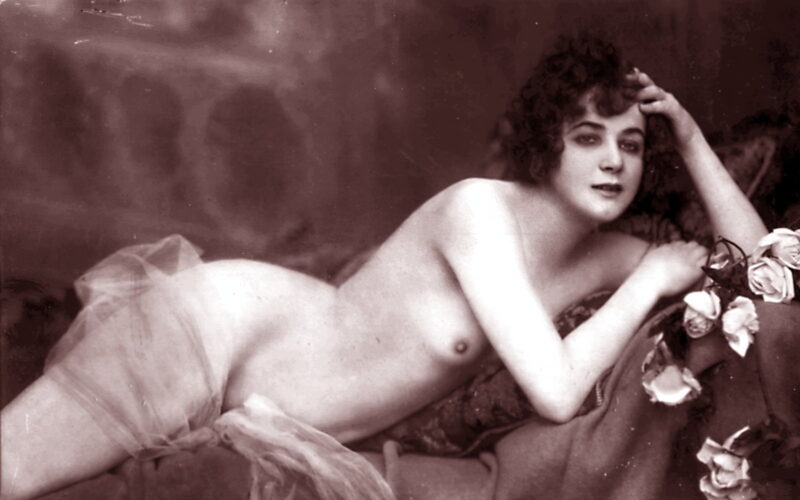 Volume 4 of Black and White Image of Naked / Nude Women and Girls in the Vintage Era
