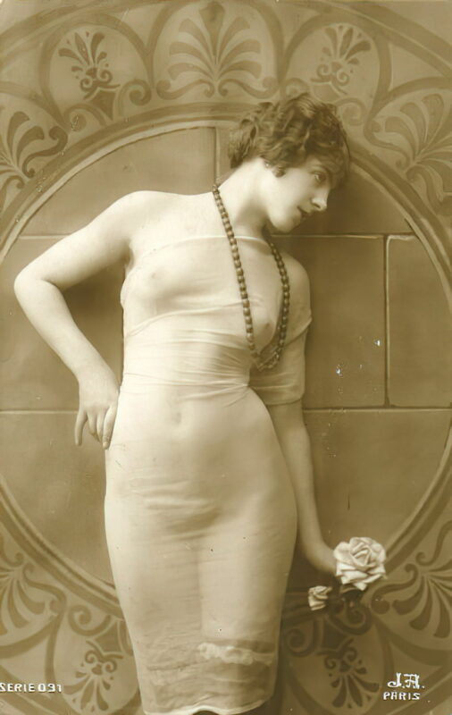 Volume 4 of Black and White Image of Naked / Nude Women and Girls in the Vintage Era