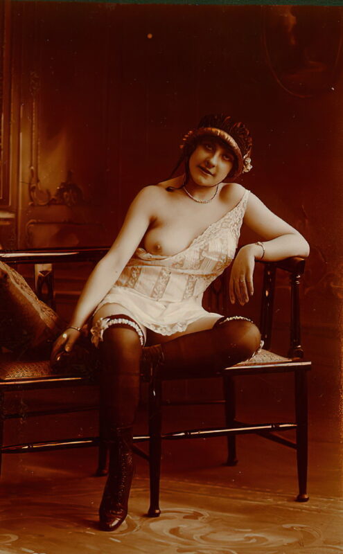 Volume 4 of Black and White Image of Naked / Nude Women and Girls in the Vintage Era