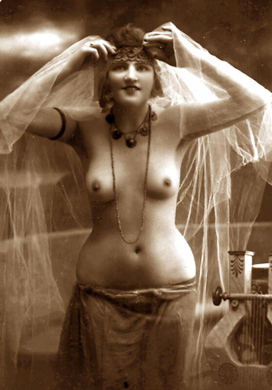 Volume 4 of Black and White Image of Naked / Nude Women and Girls in the Vintage Era