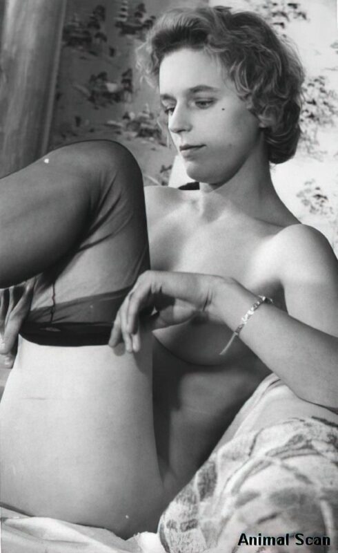 Photo - 033 of Vintage Nude Girl Mixed, Upscaled - Volume 1