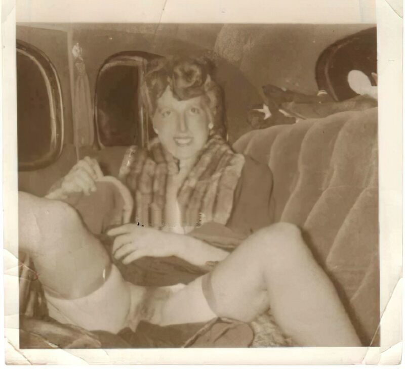 Retro Girls naked in the 1930's Vintage Women and Girls nude in the 1930's