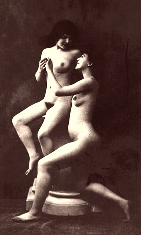 Volume 1 of Black and White Image of Naked / Nude Woman in the Classic Retro Period Volume 1 of Black and White Photo of Naked / Nude Women and Girls in the Vintage Era