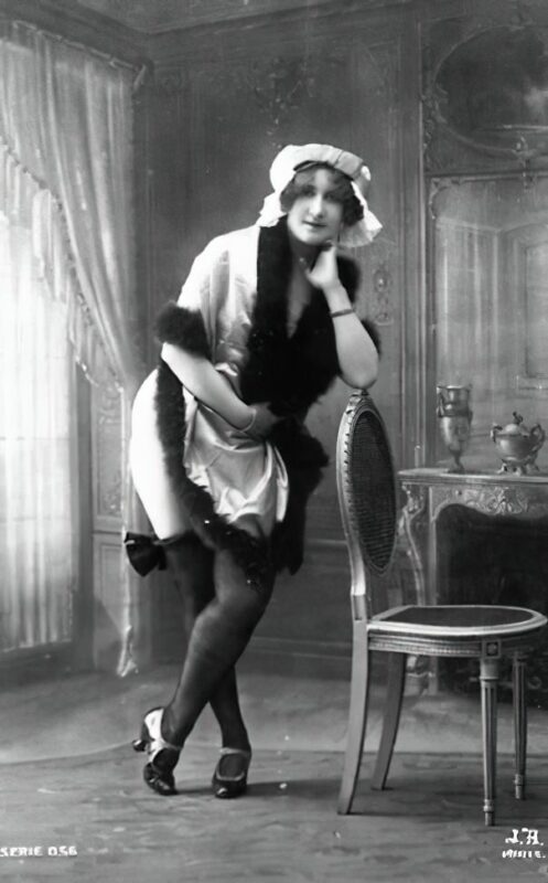 Very high Quality Nude Men and Women in Full Black and White from the Classic Vintage Retro Era Vintage Erotica and Photo Image Galleries of Classic Women Nude in the 1800s to the 1920s