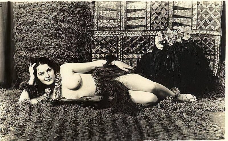 Volume 4 of Black and White Image of Naked / Nude Women and Girls in the Vintage Era