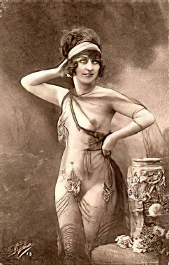 Very high Quality Nude Men and Women in Full Black and White from the Classic Vintage Retro Era Vintage Erotica and Photo Image Galleries of Classic Women Nude in the 1800s to the 1920s