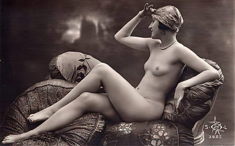 Volume 4 of Black and White Image of Naked / Nude Women and Girls in the Vintage Era