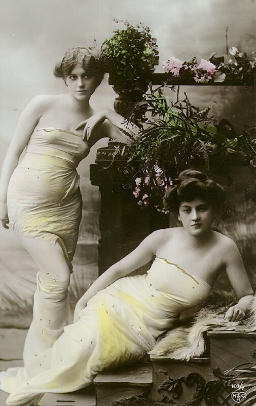 Photo 072 - Color Tint Vintage Nude Men and Women Sepia, Monochrome and Others Photo 072 - Color Tint Vintage Nude Men and Women Sepia, Monochrome and Others