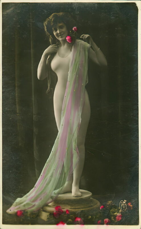 Photo 170 - Color Tint Vintage Nude Men and Women Sepia, Monochrome and Others Photo 170 - Color Tint Vintage Nude Men and Women Sepia, Monochrome and Others