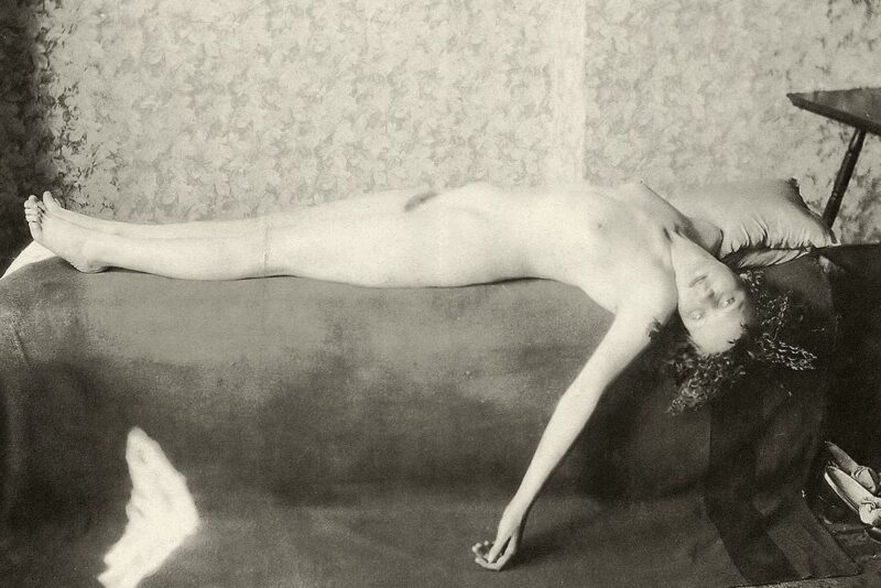 Vintage Erotica and Photo Image Galleries of Classic Women Nude in the 1920's