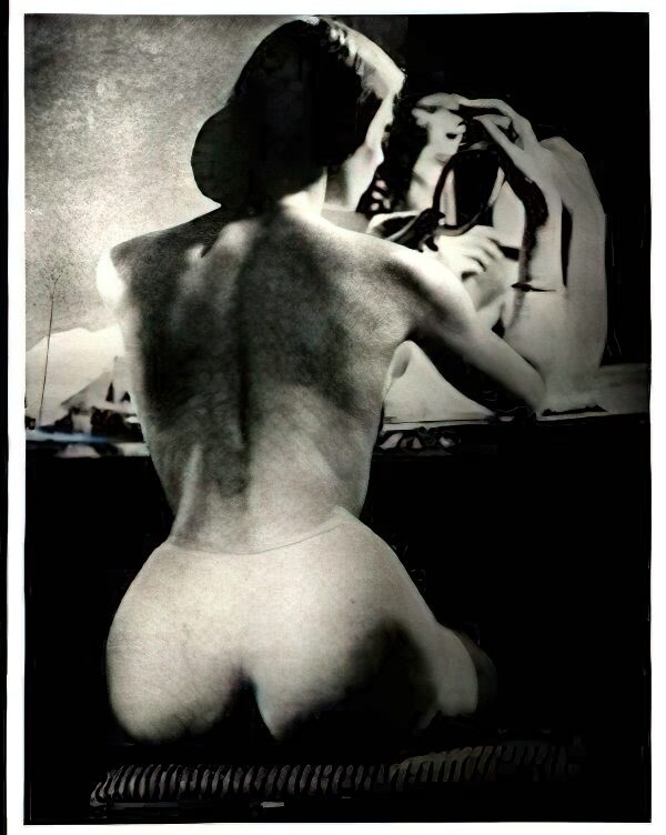 Very high Quality Nude Men and Women in Full Black and White from the Classic Vintage Retro Era Vintage Erotica and Photo Image Galleries of Classic Women Nude in the 1800s to the 1920s