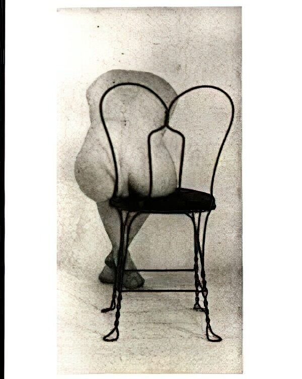 Very high Quality Nude Men and Women in Full Black and White from the Classic Vintage Retro Era Vintage Erotica and Photo Image Galleries of Classic Women Nude in the 1800s to the 1920s