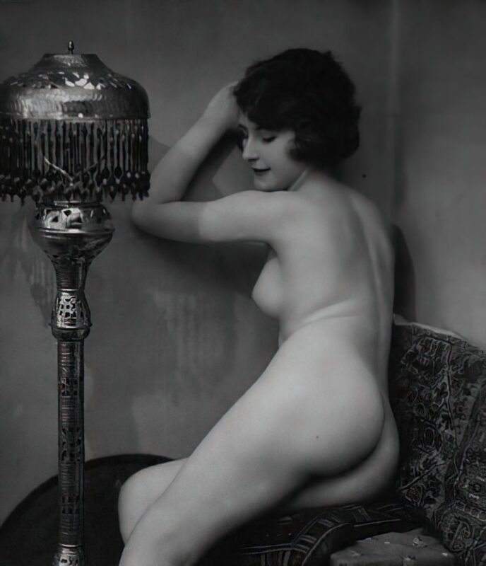 Photo - 050 of Vintage Nude Girl Mixed, Upscaled - Volume 1