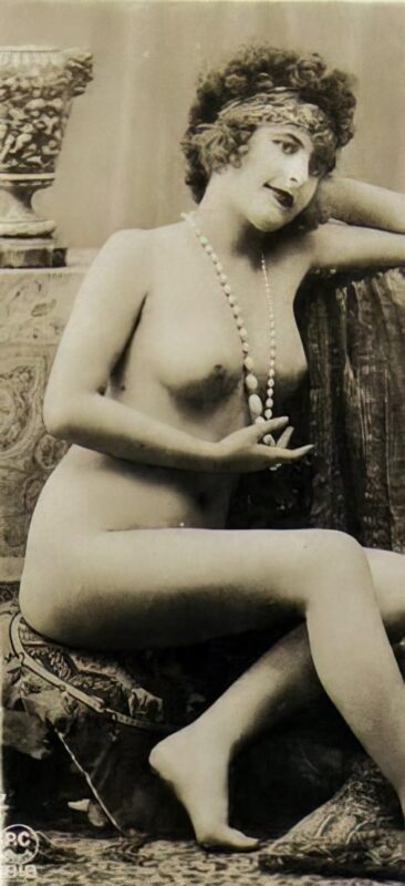 Photo - 182 of Vintage Nude Girl Mixed, Upscaled - Volume 1
