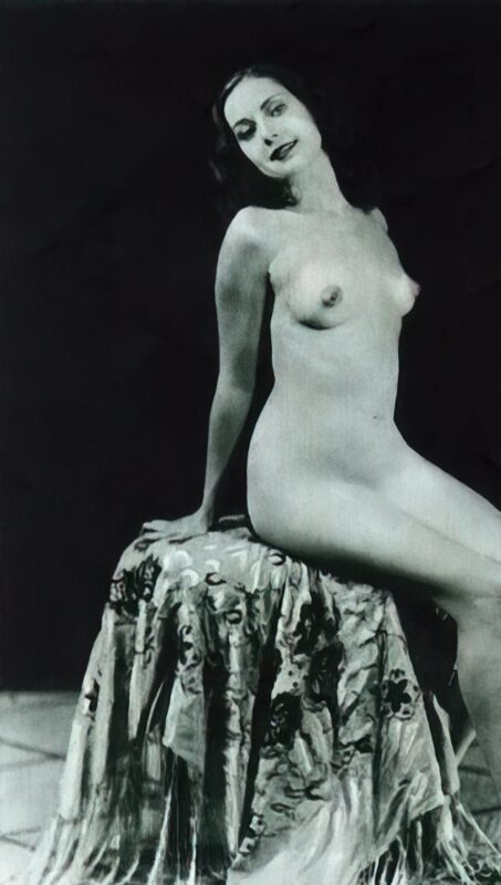 Photo - 215 of Vintage Nude Girl Mixed, Upscaled - Volume 1