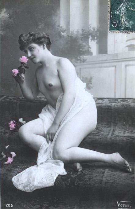 Photo 186 - Color Tint Vintage Nude Men and Women Sepia, Monochrome and Others Photo 186 - Color Tint Vintage Nude Men and Women Sepia, Monochrome and Others