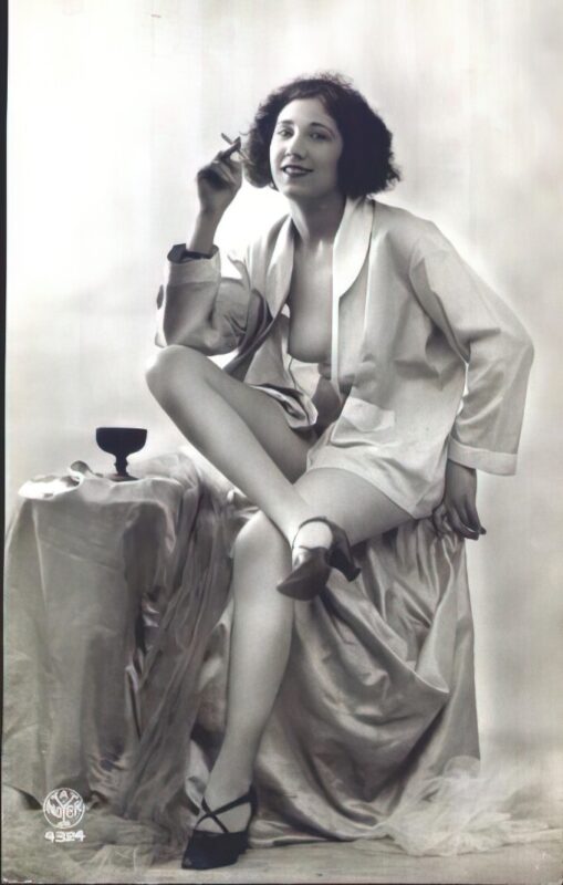 Vintage Nude Girl Mixed, Upscaled - Volume 2 - Photo 183