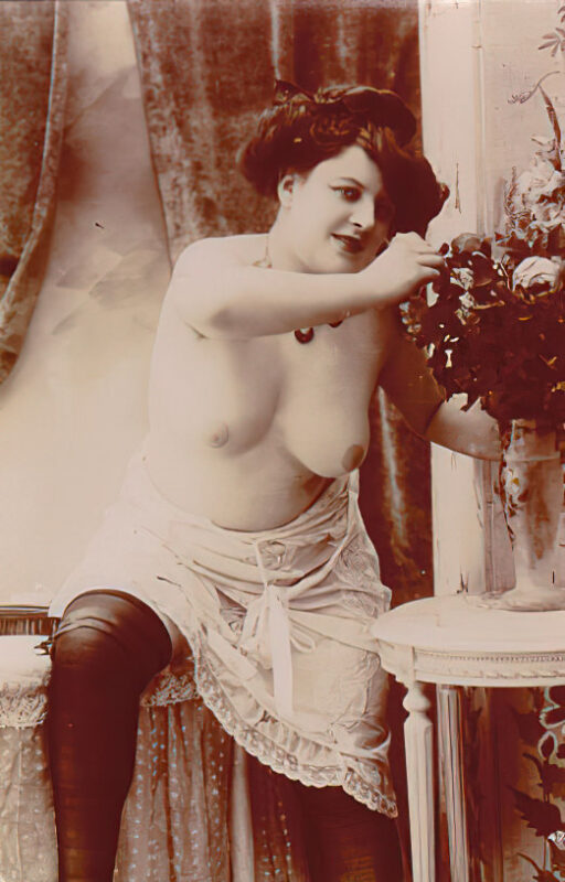 Volume 4 of Black and White Image of Naked / Nude Women and Girls in the Vintage Era