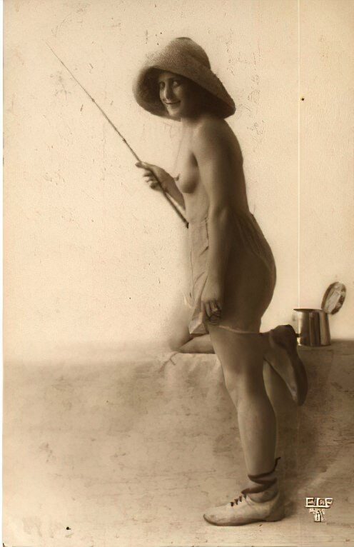 Volume 4 of Black and White Image of Naked / Nude Women and Girls in the Vintage Era
