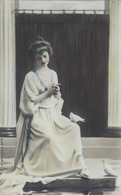 Photo 193 - Color Tint Vintage Nude Men and Women Sepia, Monochrome and Others Photo 193 - Color Tint Vintage Nude Men and Women Sepia, Monochrome and Others