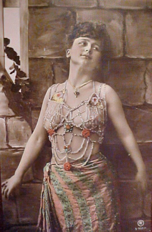 Photo 196 - Color Tint Vintage Nude Men and Women Sepia, Monochrome and Others Photo 196 - Color Tint Vintage Nude Men and Women Sepia, Monochrome and Others