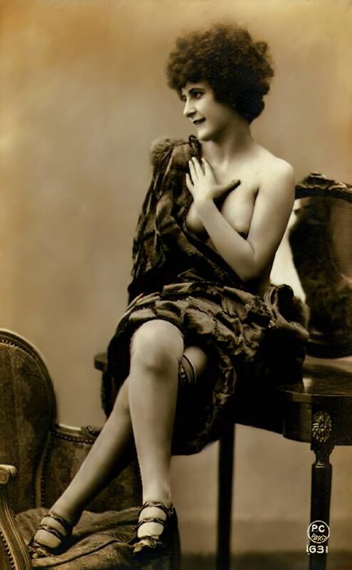 Volume 4 of Black and White Image of Naked / Nude Women and Girls in the Vintage Era