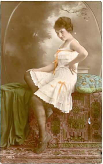 Photo 026 - Color Tint Vintage Nude Men and Women Sepia, Monochrome and Others Photo 026 - Color Tint Vintage Nude Men and Women Sepia, Monochrome and Others