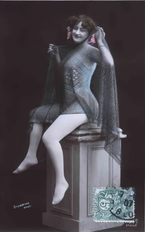 Photo 210 - Color Tint Vintage Nude Men and Women Sepia, Monochrome and Others Photo 210 - Color Tint Vintage Nude Men and Women Sepia, Monochrome and Others