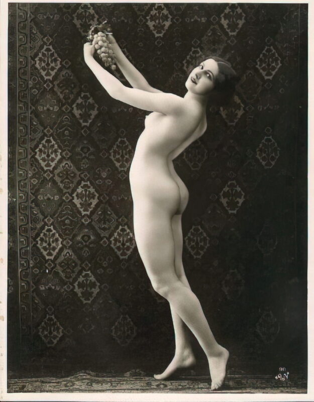 Vintage Nude Girl Mixed, Upscaled - Volume 2 - Photo 139