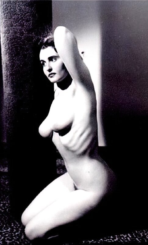 Photo - 030 of Vintage Nude Girl Mixed, Upscaled - Volume 1