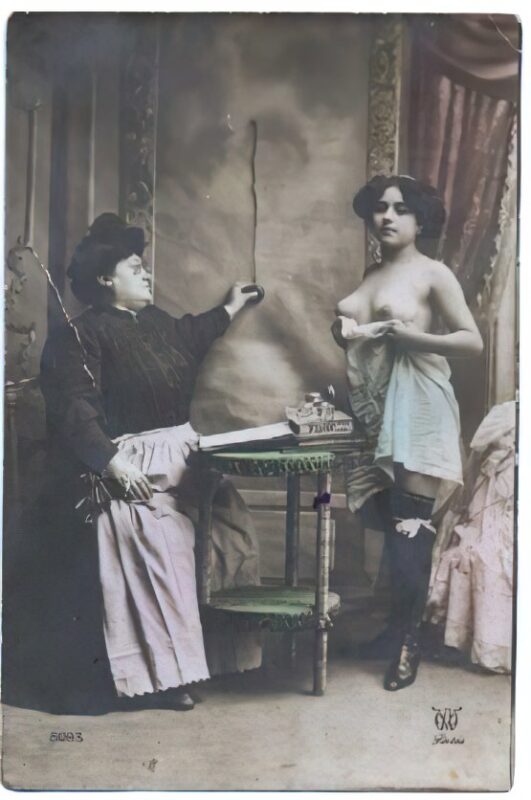 Photo 043 - Color Tint Vintage Nude Men and Women Sepia, Monochrome and Others Photo 043 - Color Tint Vintage Nude Men and Women Sepia, Monochrome and Others