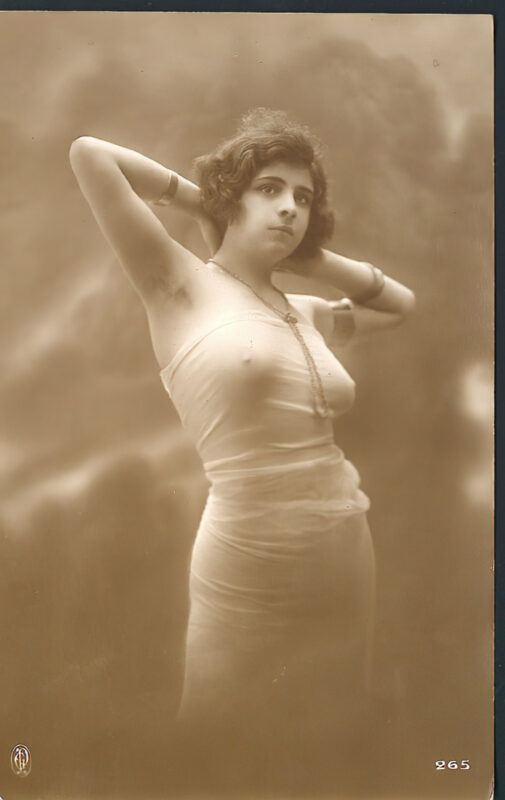 B&W Volume 5 Image of Naked / Nude Woman in the Vintage Era