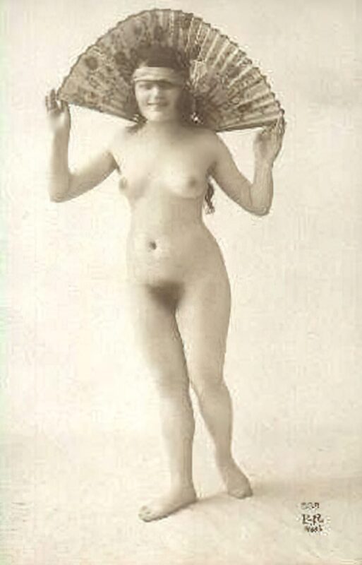 Very high Quality Nude Men and Women in Full Black and White from the Classic Vintage Retro Era Vintage Erotica and Photo Image Galleries of Classic Women Nude in the 1800s to the 1920s