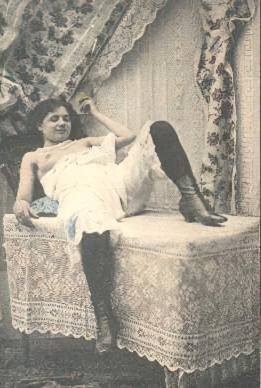 Very high Quality Nude Men and Women in Full Black and White from the Classic Vintage Retro Era Volume 2 of Vintage Erotica and Photo Image Galleries of Classic Women Nude in the 1800s to the 1920s