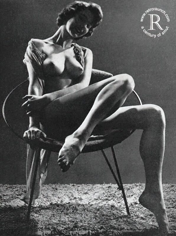 Vintage Women and Girls nude in the 1940's