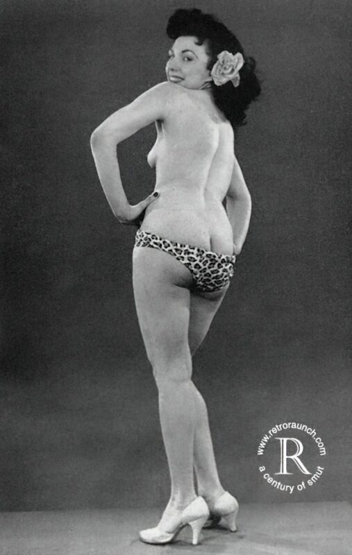 Vintage Women and Girls nude in the 1940's