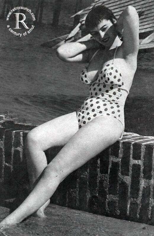 Vintage Women and Girls nude in the 1940's