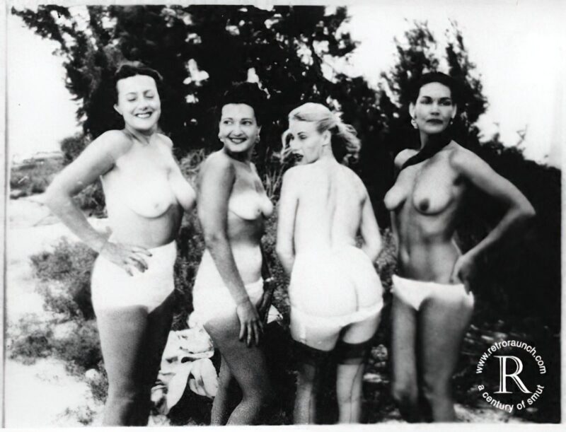 Vintage Women and Girls nude in the 1940's