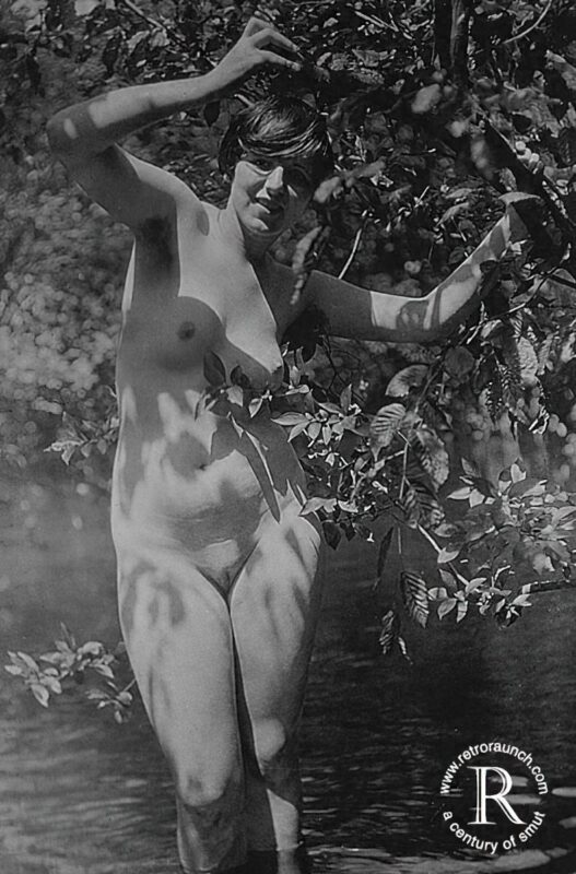 Vintage Women and Girls nude in the 1940's